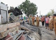 Wali Kota dr Susanti Kunjungi Korban Kebakaran di Sumber Jaya