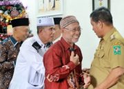 Bupati Simalungun Terima Jamaah Umroh PT Amanah Travel Indonesia