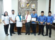Wow Selamat! Bupati Simalungun RHS Terima Penghargaan Paritrana Award Tahun 2024 di Hari Pertama Masuk Kerja