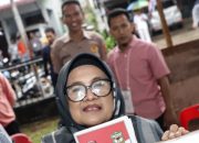 Wali Kota Siantar dan Keluarga Nyoblos di TPS 04 Jalan Nusa Indah Simarito Kecamatan Siantar Barat