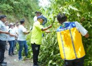 Bupati Bersama Wakil Bupati Simalungun Gotong Royong Bersihkan Jalan Lintas Raya – Silou Kahean