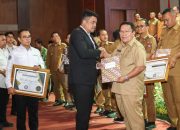 Wali Kota Pematangsiantar Terima Penghargaan Universal Health Coverage