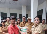 Wali Kota Pematangsiantar Berikan Bantuan Benih Padi Unggul kepada Petani