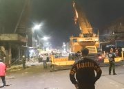 Jembatan Penyeberangan Pasar Horas di Jalan Merdeka Dibongkar