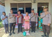 Polsek Tanah Jawa Laksanakan Program Minggu Kasih, Bantuan Sembako Disalurkan kepada Warga