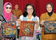 Guru PAUD Simalungun Rayakan Hari Guru ke-80 dengan Membatik, Lestarikan Budaya!