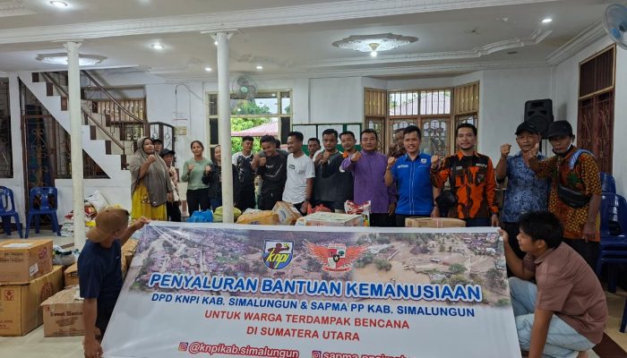Pemuda Simalungun Beraksi, Salurkan Bantuan Kemanusiaan untuk Korban Banjir di Tapanuli Tengah