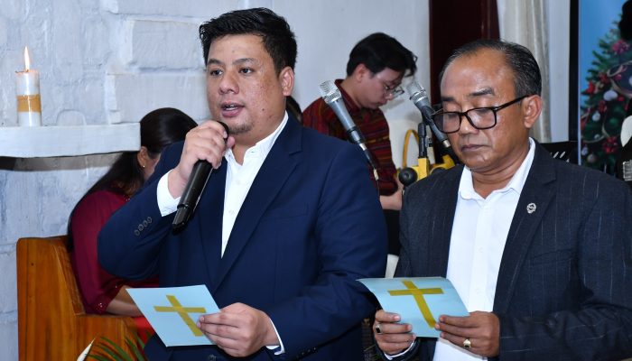 Sentuh Daerah Terpencil, Bupati-Wabup Merayakan Natal Oikoumene di Sihusapi.