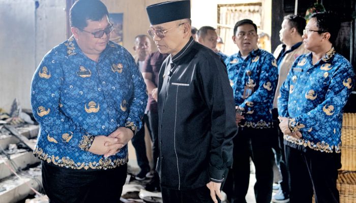 Bupati Simalungun Tinjau Lokasi Kebakaran di Nagori Ujung Bondar, Kecamatan Dolok Panribuan