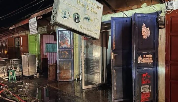 Kebakaran Ruko di Pulau Rakyat, 4 Unit Hangus