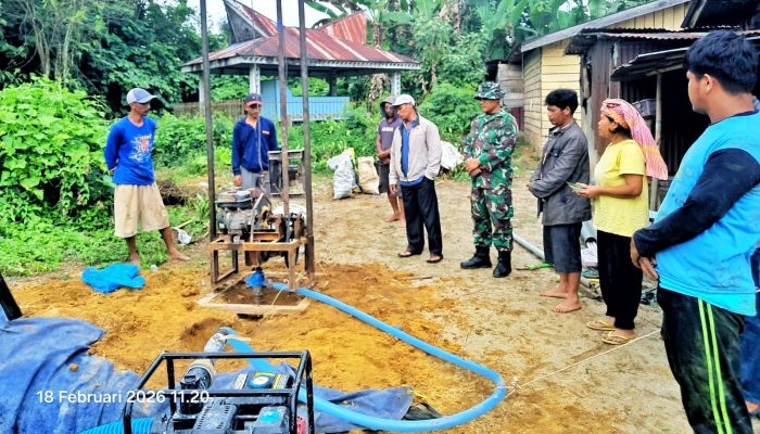 Doa Bersama Awali Pembuatan Sumur Bor di Dusun Raya Mas Oleh Satgas TMMD ke 127 Kodim 0207/Sml.