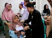 Ny Liswati Wesly Silalahi Hadiri Ramadhan Berbagi Perumda Tirta Uli di Panti Asuhan Putri Aisyiah