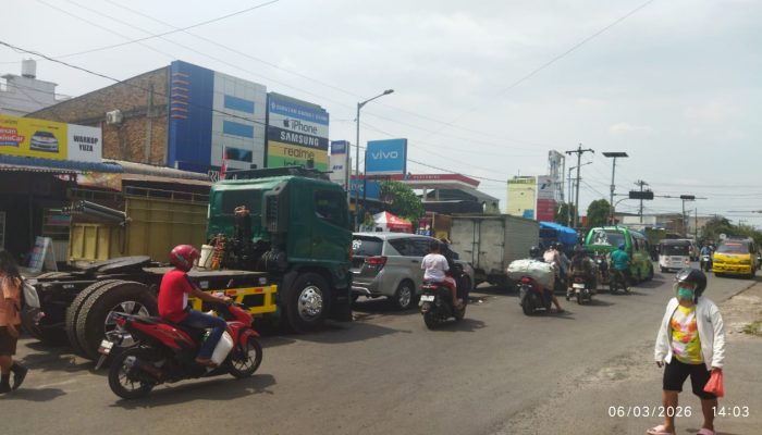 Perang di Timur Tengah Berimbas ke Pematangsiantar, Antrean BBM Mengular