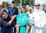 Kegiatan Berbagi Takjil TP PKK dan DWP Kabupaten Simalungun: Semangat Kebersamaan di Bulan Ramadhan 1447 H