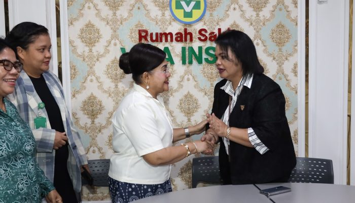 Ketua TP PKK Pematangsiantar Kunjungi RS Vita Insani, Dukung IVA Test