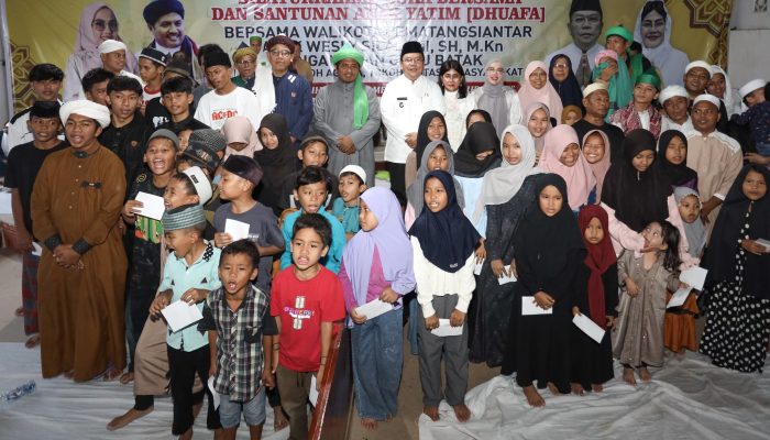 Wali Kota Pematangsiantar Bersilaturahmi dengan TGB Syekh Ahmad Sabban