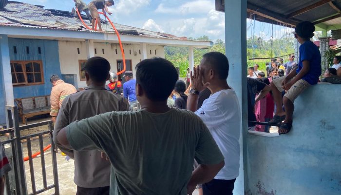 Kebakaran di Simalungun, 3 Rumah Kontrakan Ludes Terbakar