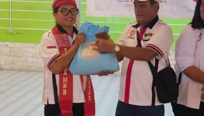 DPC Horas Bangso Batak Pematang Siantar Bagi Bagi Takjil