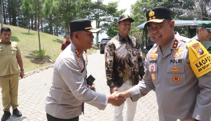 Kapolres Simalungun Dampingi Kapolda Sumut, Pastikan Arus Balik Aman