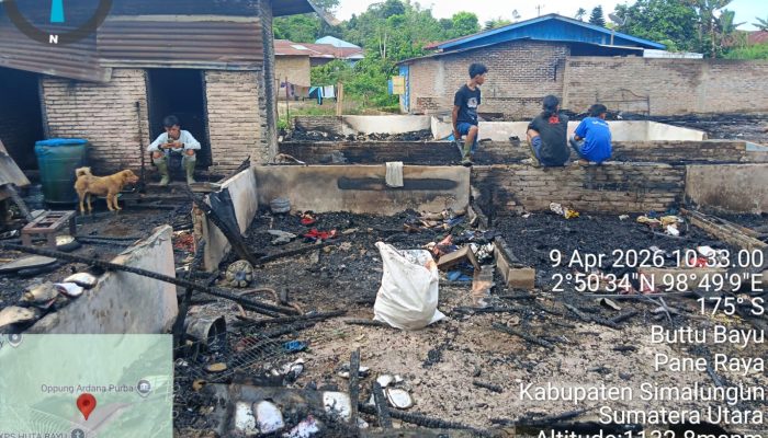Kebakaran Ludeskan 4 Rumah di Kampung Tempel Dolok Pardamean Simalungun
