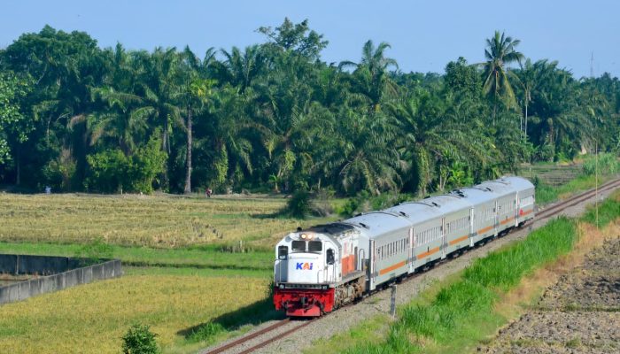 Satu Kolaborasi, Sejuta Energi: KAI Divre I Sumut Dukung Mobilitas Masyarakat pada HUT ke-78 Sumatera Utara