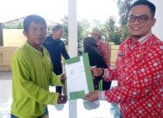 Dinas Lingkungan Hidup Pematangsiantar Serahkan Kontrak Kerja 66 Petugas Kebersihan
