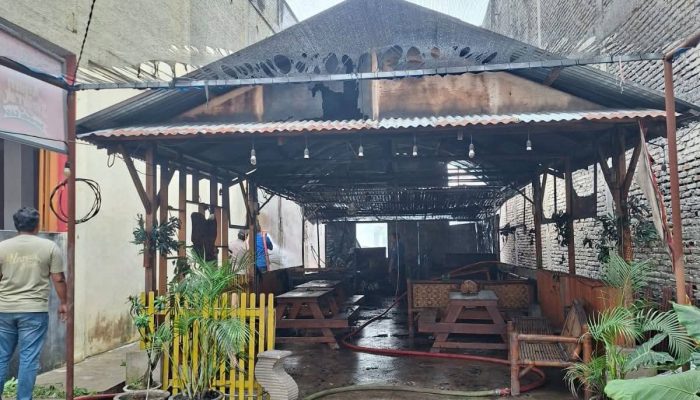 Warung Ayam Jingkrak di Pulau Rakyat Asahan Ludes Terbakar, Kerugian Puluhan Juta