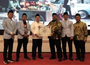 Wali Kota Pematangsiantar Terima Penghargaan BKPRMI atas Dukungan Pembinaan Pemuda Masjid