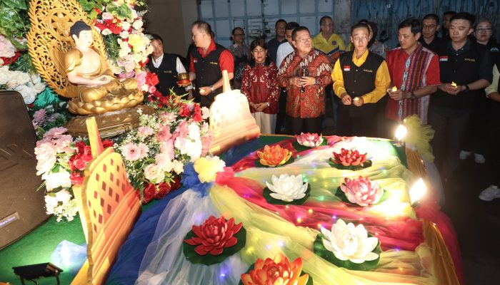 Wali Kota Pematangsiantar Buka Ritual Pradaksina Waisak 2570 BE, Tegaskan Komitmen Toleransi
