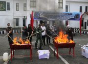Pemko Pematangsiantar Dukung Pemusnahan Barang Bukti 55 Perkara di Kejari, Tekankan Sinergi Jaga Kamtibmas
