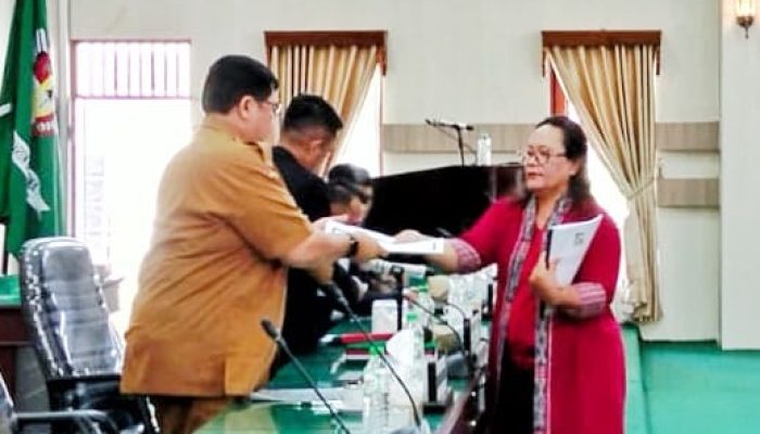 DPRD Simalungun Gelar Paripurna, Serahkan Rekomendasi LKPj Bupati 2025 ke Eksekutif