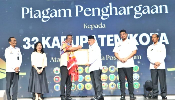 Bupati Simalungun Terima Penghargaan, Pemkab Komitmen Perluas Layanan Posbankum