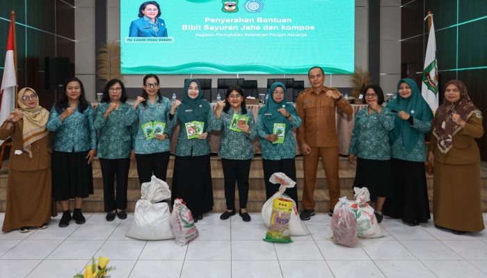Ny Liswati Dorong Gerakan Pekarangan Pangan, 3 Kecamatan Siantar Terima Bibit Jahe, Sayur & Kompos Gratis