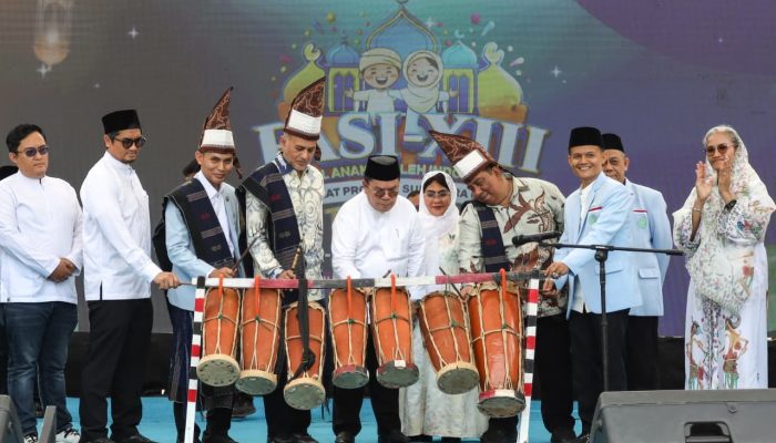 Wesly Silalahi Buka FASI XIII Sumut 2026 di Siantar, Toleransi dan Generasi Qur’ani Jadi Modal Indonesia Emas 2045