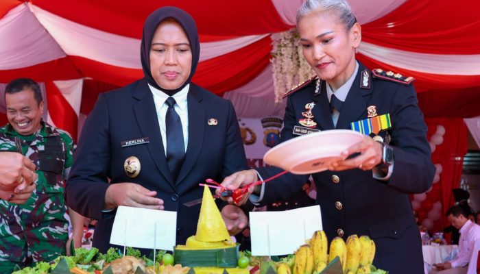 HUT Bhayangkara ke-80 di Pematangsiantar. Wawako Herlina Potong Kue, TNI-Polri Perkuat Soliditas