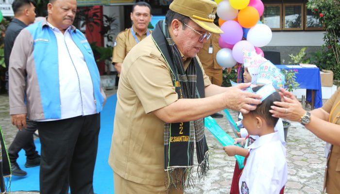 Wali Kota Wesly Silalahi Buka MPLS di SDN 122332, Dorong Sekolah Ramah Anak
