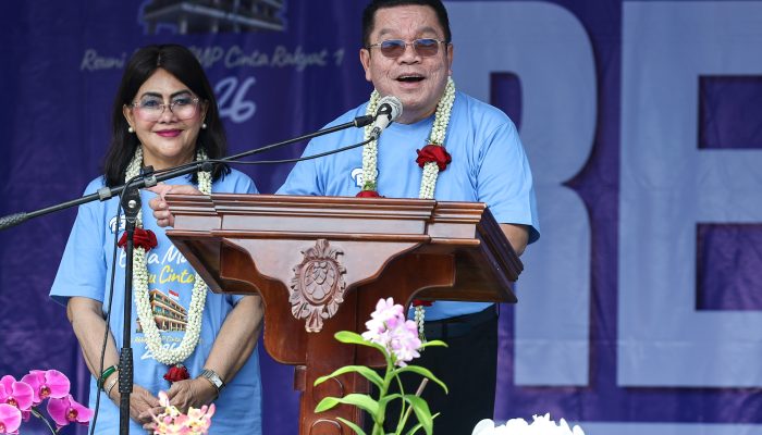 Wali Kota Wesly Silalahi Kenang Masa Sekolah di Reuni Akbar SMP Cinta Rakyat 1 Pematangsiantar