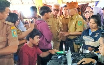 Bupati Anton Saragih Hadirkan Pelayanan Publik Terpadu di Nagori Cingkes, Warga Antusias