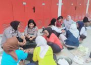 Polres Simalungun Salurkan Air Bersih dan Dirikan Dapur Umum, Polwan Turun Bantu Korban Banjir Dolok Batu Nanggar