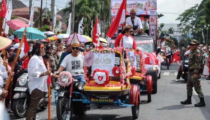 Warna-warni Karnaval Merah Putih Meriahkan HUT ke-81 RI di Pematangsiantar