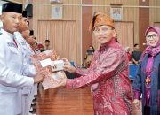 Bupati Anton Apresiasi Paskibraka Simalungun, Pesan Jaga Karakter dan Jadi Agen Perubahan