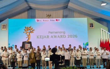 Wali Kota Wesly Silalahi Terima KEJAR Award 2026, Pemko Siantar Terbaik Regional Sumatera