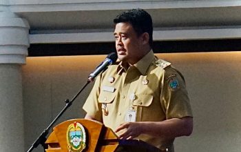 Rakor PAD Sumut: Realisasi Baru 55,41%, Bobby Wacanakan Turunkan PKB untuk Kejar Target