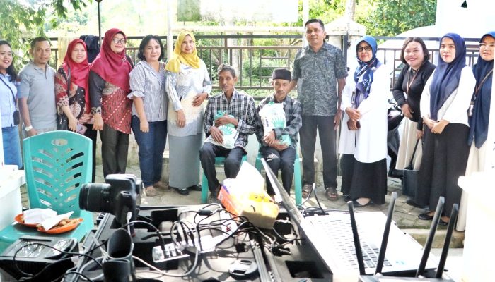 Disdukcapil Simalungun Jemput Bola ke Rumah, 8 Penyandang Disabilitas di Amansari Rekam KTP-el