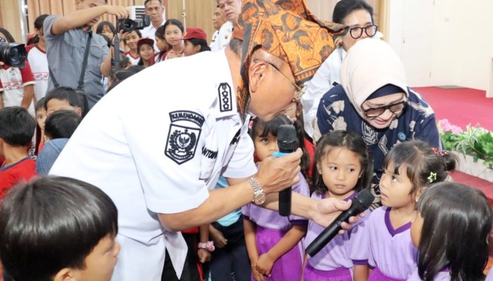 HAN ke-42 di Simalungun, Bupati Anton Saragih Tekankan Politik Perlindungan Anak Berbasis Keluarga