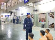 Jelang Malam, Rutan Batam Geledah Kamar Hunian Bersama Brimob Polda Kepri – Tes Urine Negatif