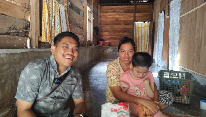 Disabilitas Bantu Disabilitas, Aksi Reinhard Raji Manurung di Hatonduhan Simalungun Tuai Inspirasi