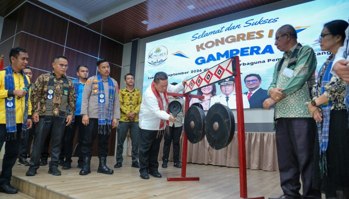Wali Kota Wesly Pukul Gong Buka Kongres I Gampera: Pemuda Harus Melayani dan Berkarya untuk Pematangsiantar