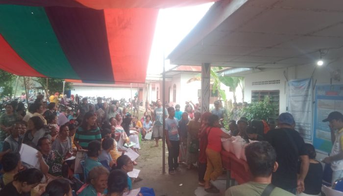 Warga Bosar Galugur Keluhkan Bantuan Beras 30 Kg Harus Beli Materai, Minta Bupati Simalungun Turun Tangan