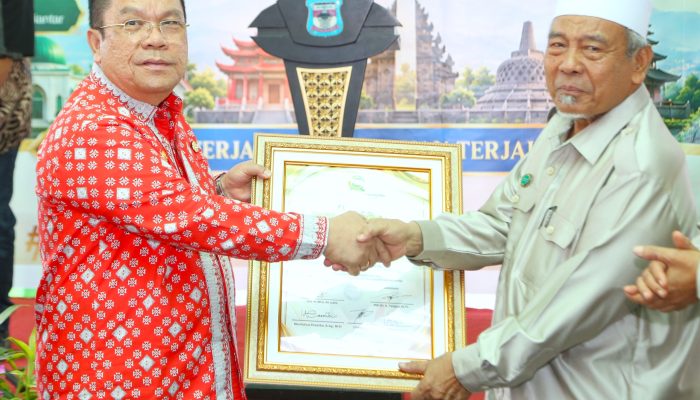 Wali Kota Wesly Silalahi Terima Penghargaan Tokoh Toleransi, Pematangsiantar Naik Peringkat 4 Kota Toleran se-Indonesia